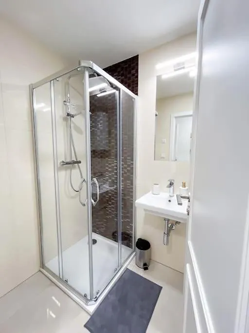 Suite Sapphire & Balcony 312 Praha 0*,