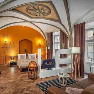 Daire 7 Tales Apartments By Adrez, Prag