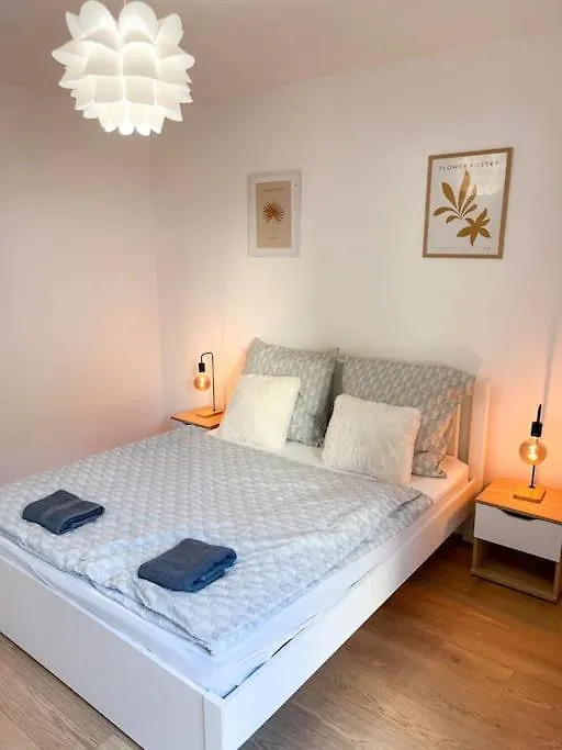 Suite Sapphire & Balcony 312 Prague
